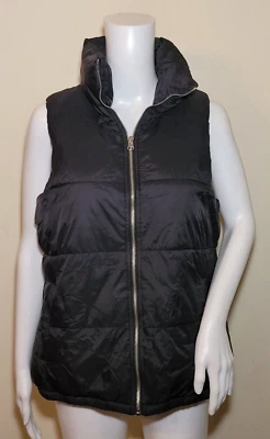 Chaleco acolchado Old Navy para mujer talla mediana negro con bolsillos forrados de lana Foto 1 de 4