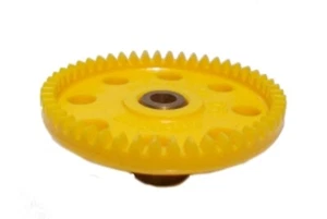 Meccano Contrate Gear 50T, 38mm diameter, yellow plastic  (28) - Picture 1 of 1