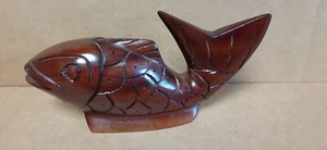 Peces de madera tallados vintage, 7" x 3 1/2 x 1 1/2" muy bien detallados - Imagen 1 de 7