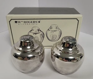 WM William Rogers Collectibles Silver Plated Salt And Pepper Shakers w/Box - Picture 1 of 1