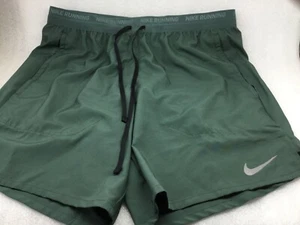 Nuevos Pantalones Cortos NIKE Stride Running DRI-FIT 7” Para Hombre 2XL DM4761-338 Precio de Venta sugerido por el fabricante $55 - Imagen 1 de 4