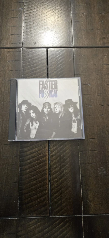 Faster Pussycat Self Titled CD 1987 - Imagem 1 de 4