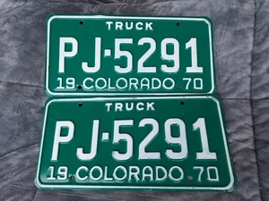 Paar 1970 Colorado LKW Nummernschilder passend - Bild 1 von 9