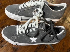 Converse All star Pro Low Tops Sz 9 Unisex Gray & White Shoe Suede New - Picture 1 of 5