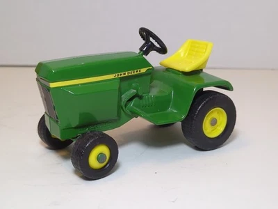 ERTL JOHN DEERE TRACTOR DE CÉSPED Y JARDÍN MODELO FUNDIDO A PRESIÓN JUGUETE ESCALA 1/16 AÑOS 70 MUY BUENO Foto 1 de 4
