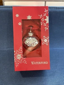 WATERFORD LISMORE 2015 BALL ORNAMENT Silver Plated Bauble Red Crystals LN In Box - Bild 1 von 15