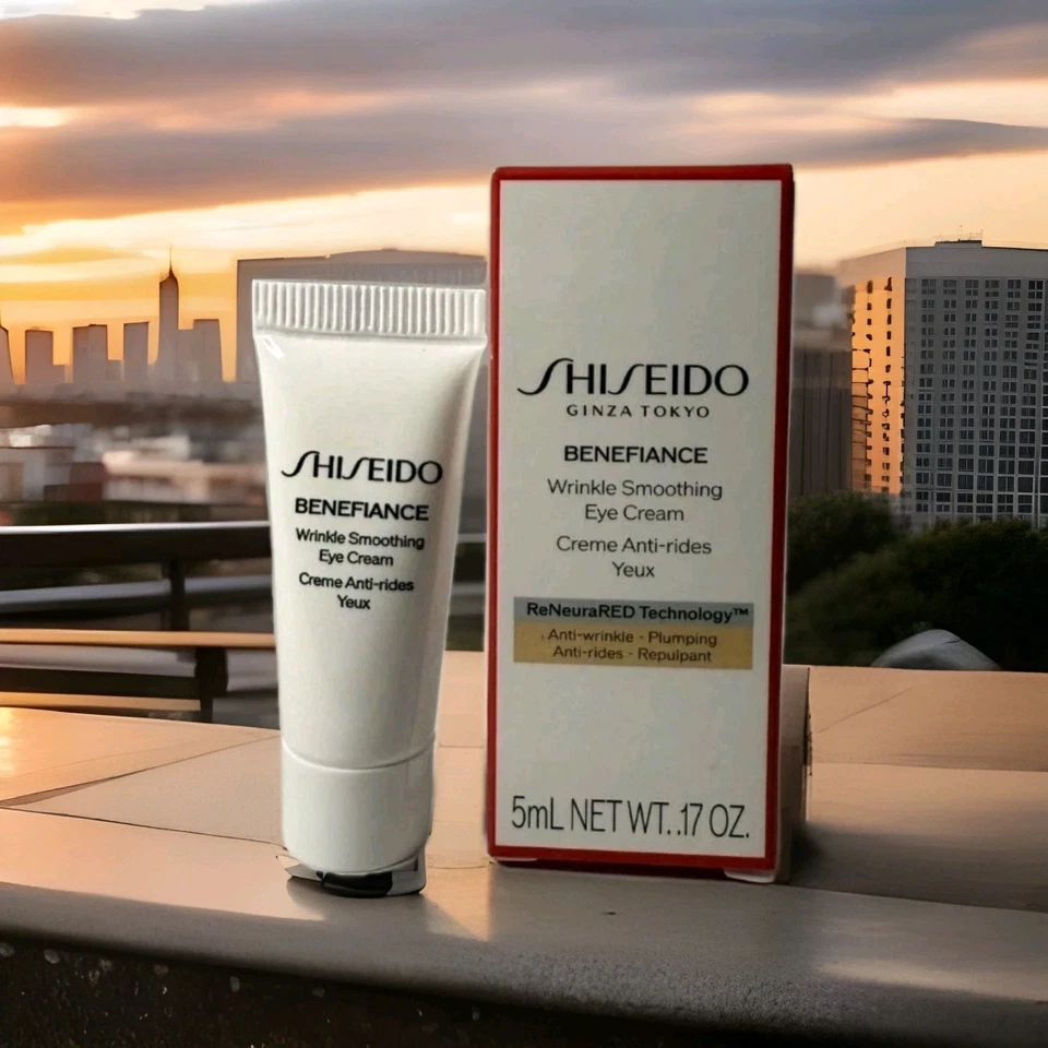 Crema de ojos suavizante de arrugas Shiseido Benefiance nueva en caja 5 ml/0,17 oz, tamaño de viaje Foto 1 de 1