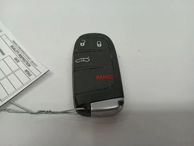 Mando a distancia de cuatro botones Chrysler 200 11518098 2015 Foto 1 de 4