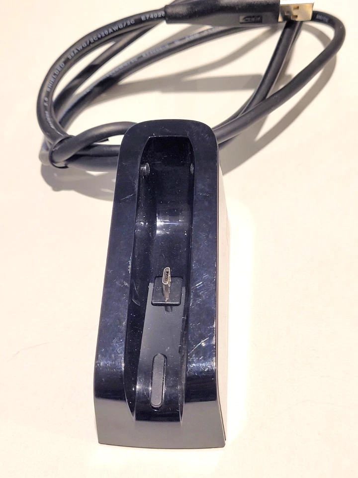 Western Digital Dock Station for MICRO USB 2.0 2.5" HDD p/n:  4063-705384-000 - Image 1 of 4