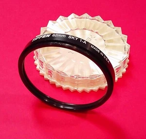 Tiffen skylight 1-A filter, 62mm, threaded, case (A508) - Picture 1 of 5