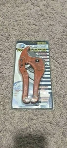 PVC Pipe Cutter Cuts up to 1-5/8" Heavy Duty Water Pipes Electric Pipes NEW - Picture 1 of 1