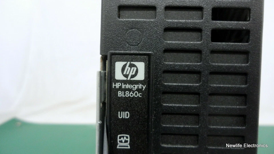 HP AD217A#006 Integrity BL860c Server (1 x 1.66GHz CPU/No RAM, Drives) - Image 1 of 4
