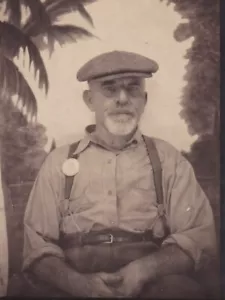 VINTAGE PHOTO BOOTH - MAN IN GATSBY CAP - "IN THE DAYS OF 1949"-GARDENA, CA - Picture 1 of 2