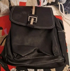 Damen-Rucksack, Rucksacktasche schwarz, mit verstellbaren Trägern, Damen Tasche - Bild 1 von 5