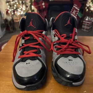 Air Jordan Phase 23 2 Basketball Shoes Gray Red 602671-012 High Top 2013 Size 6Y - Picture 1 of 8