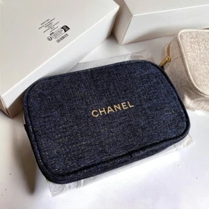 Brand New Chanel Beauty Tweed Cosmetic Pouch, Exclusive Gift with Purchase - Picture 1 of 4