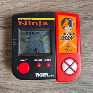 Action Man Super Ninja Electronic Handheld Video Game by Tiger Electronics, 1996 - Picture 1 of 2