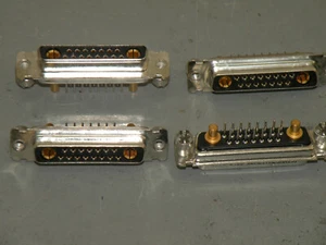 (1) ITT Cannon DBMZ17H2SNA197 17 (15 + 2 Power) Pin D-Sub Receptacle Connector - Picture 1 of 4