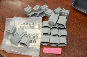 Molex 12 Position H-DAC 64 Automotive Header Connector Housing 30700-4120 Lot - Picture 1 of 2