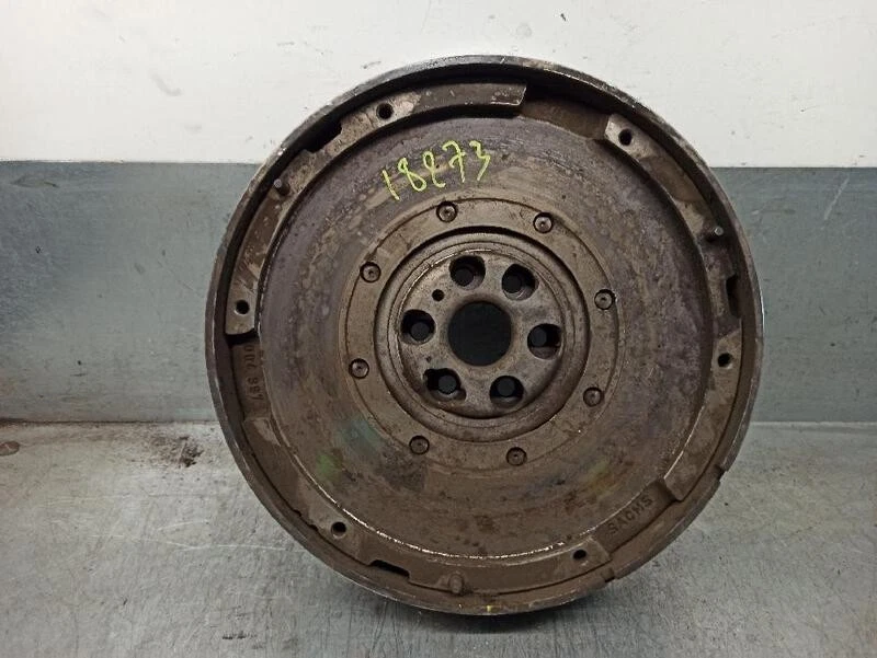 06B105266E volante motor para AUDI A4 BERLINA (8E) 2.0 16V FSI 2000 4712111 - Imagen 1 de 4