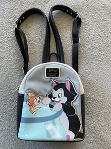 LOUNGEFLY x DISNEY PINNOCHIO'S FIGARO CAT & CLEO FISH MINI RUCKSACK - Bild 1 von 10