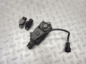 05-06 Kawasaki ZR750 Z750S 2005 actuador de acelerador posición STVA TPS sensor lote - Imagen 1 de 13