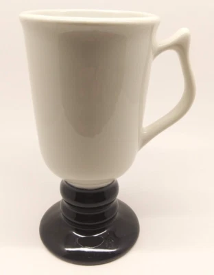 Taza de café con pedestal de café espresso blanco/negro de cerámica USA HALL 12 oz 6" Foto 1 de 4