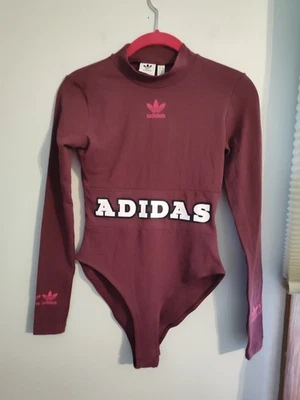 Traje ajustado Adidas para mujer granate manga larga XS  Foto 1 de 3