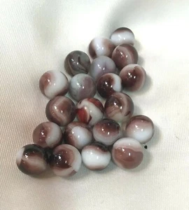 Lot of 20 Vintage Brown or Dark Purple White Swirl Glass Marbles - Picture 1 of 3