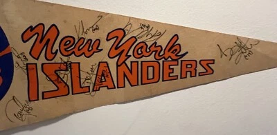 New York Islanders Vintage NHL Pennant autograph signed Bossy Morrow Trottier 86 - Image 1 of 4