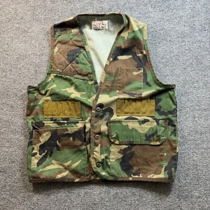 Vintage SAFTBAK Woodland Camo Hunting Vest Zip Game Pouch Men's Large Made USA - Picture 1 of 13