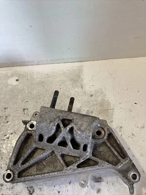 Hyundai Accent Engine Mount Bracket Holder D3Ea 3 Cyl. 1.5 Crdi 2004 - Image 1 of 4