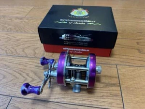 Abu Garcia 5500CS Rocket Factory Tuned Purple Reel - Picture 1 of 8