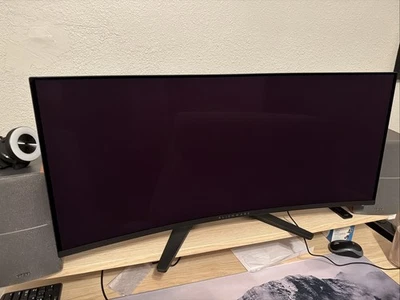 Alienware AW3423DWF 34" QD-OLED Curved Gaming Monitor - AMD FreeSync Premium - Image 1 of 4