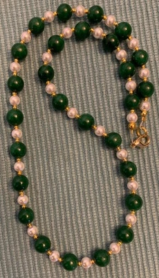 Ожерелье из зеленой яшмы и белого жемчуга 18 дюймов - Изображение 1 из 3
