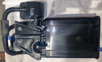 06-08 LEXUS RX400H 2009-15 RX450H 06-13 BOTE DE VAPOR HIGHLANDER 7774048140 Foto 1 de 4