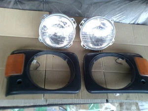 JDM SUBARU SAMBAR TRUCK KS3 KS4 Headlight Lights Lamps set JDM - Picture 1 of 3