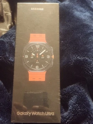 Samsung Galaxy Watch Ultra 47MM - Titanium Gray (SM-L705UDAAXAA) - Image 1 of 4