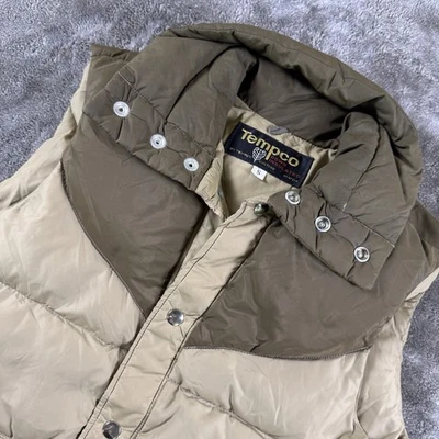 Chaleco de plumón Tempco Quilters Seattle vintage años 70 Western Yugo marrón tostado para hombre pequeño Foto 1 de 4