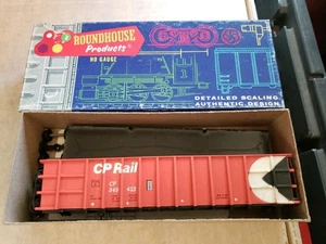 HO Roundhouse 50' Thrall Gondola CP Rail 349433 - Picture 1 of 2