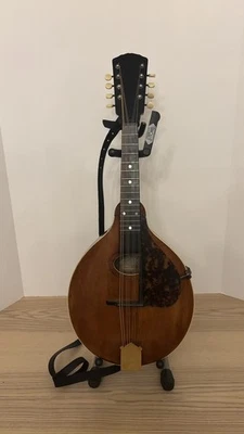 Rare 1916 Gibson Mandolin Style A w/ Intact Tortoise Shell Pickguard & Case - Image 1 of 4