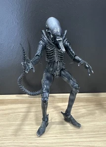 NECA Aliens Big Chap 7" Ultimate Action Figure Aliens 40th Anniversary 2013 Toy - Picture 1 of 18