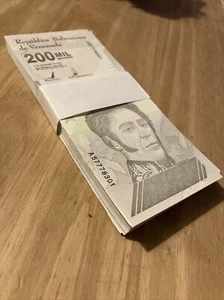 Venezuela Banknoten Konvolut. 100 X 200000 Bolivares. Unc. Datiert 2020. - Bild 1 von 7
