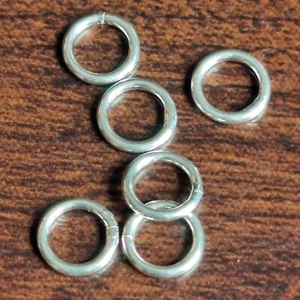ANILLOS DE SALTO CERRADOS DE PLATA DE LEY 925 DE 8 mm de grosor calibre 1,149 mm calibre 17 C111 - Imagen 1 de 6