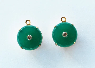 ВИНТАЖНЫЙ 2 ЗЕЛЕНЫЕ СТЕКЛЯННЫЕ СТРАЗЫ ПОДВЕСКА БУСИНА • 15 мм • CHRYSOPHRASE НЕФРИТОВЫЙ ЗЕЛЕНЫЙ - Изображение 1 из 2