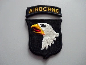 PREZZO SPECIALE USA distintivo 101st div. Paracadutisti Airborne destro con tab  - Foto 1 di 5