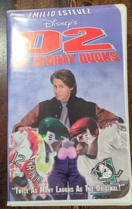 D2 The Mighty Ducks VHS Tape - Picture 1 of 4