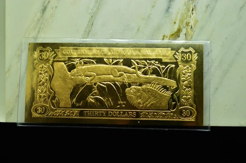 23K GOLD BANK NOTE ANTIGUA AND BARBUDA $30 IGUANA Cover