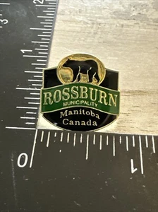 Vintage Rossburn Municipality Pin Manitoba Canada Travel Souvenir Lapel Bear K9 - Picture 1 of 3