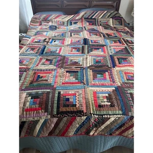 Antique Barn Raising Log Cabin Reverse Handmade Quilt - Picture 1 of 10